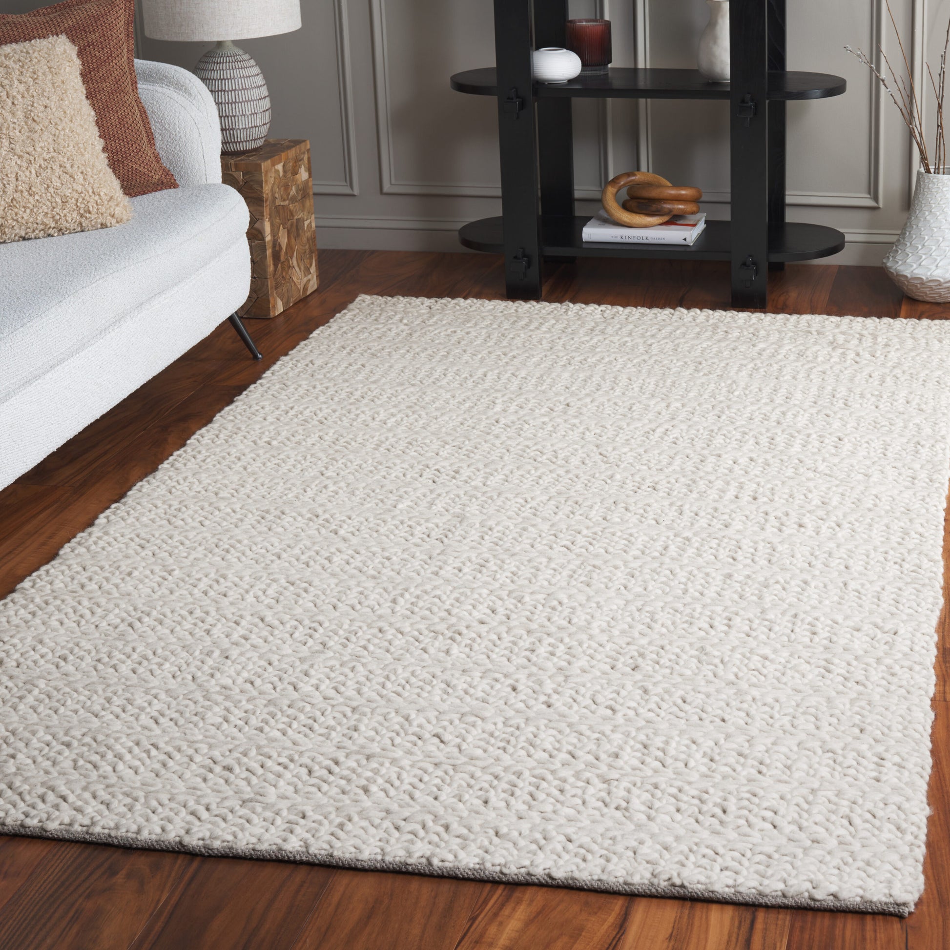 Safavieh  Natura 702 Ivory Solid / Tonal 5ft x 8ft Medium Rectangle Rug