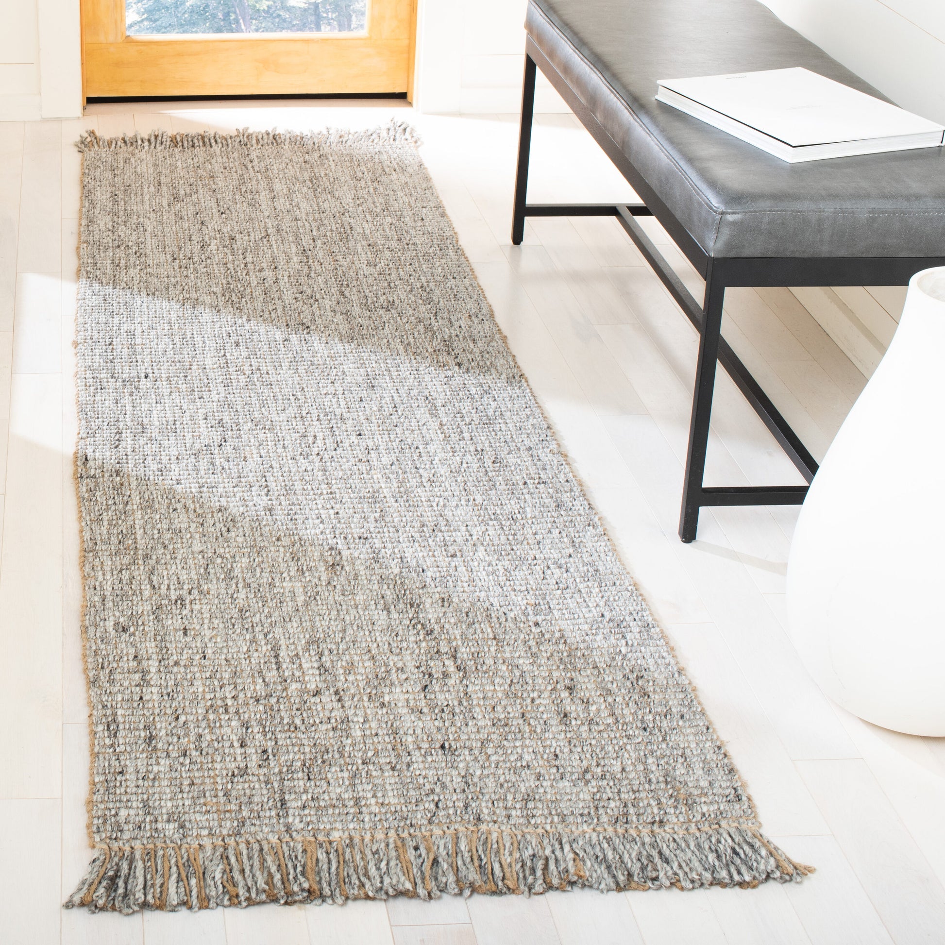Safavieh  Natural Fiber 826 Gray/Natural Contemporary 2ft-3in x 22ft Runner Rug