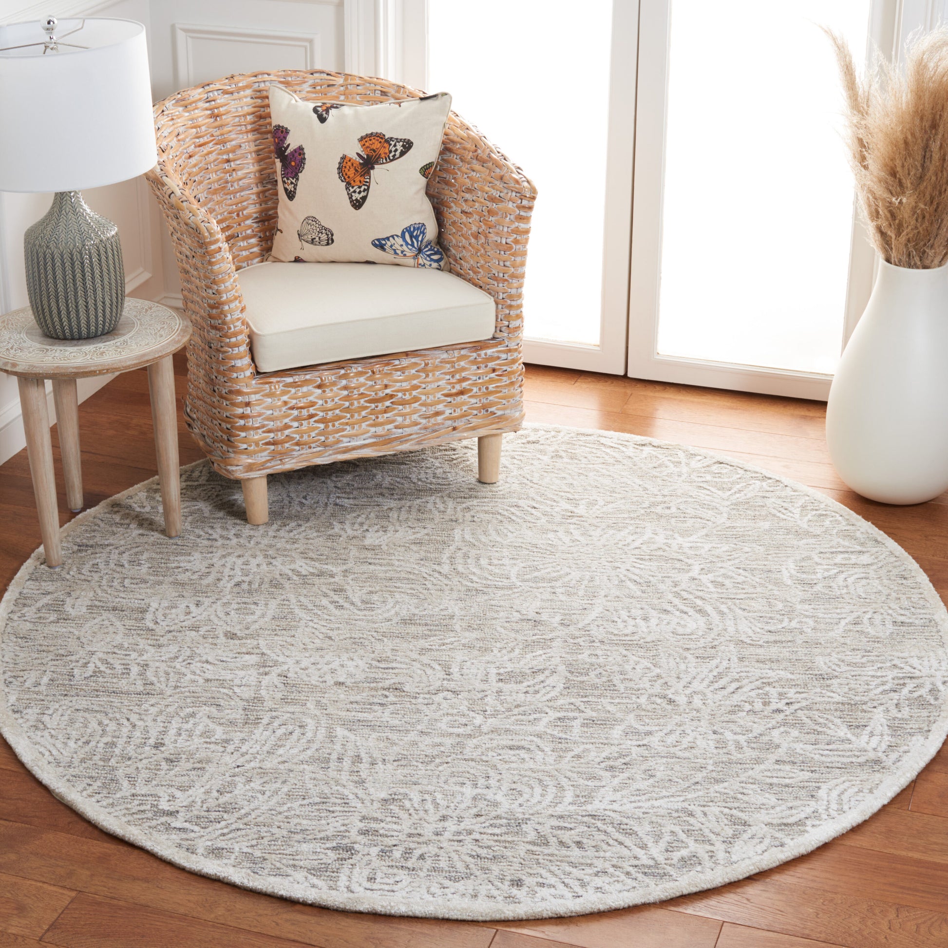 Safavieh  Precious 306 Gray/Ivory Contemporary 6ft x 6ft Round Rug